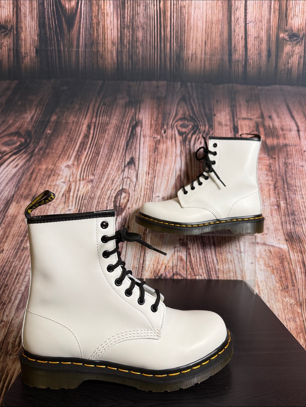 Dr Martens 1460 W Boots Womens Sz 8